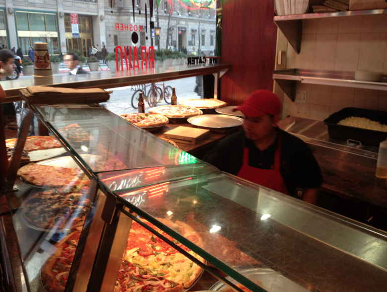 Kosher Pizza Wars In Midtown Manhattan Heats Up Bravo Pizza J2 Making Moves Yeahthatskosher