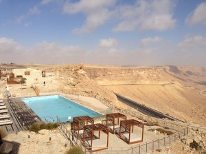 beresheet-hotel-mitzpe-ramon-israel-crater