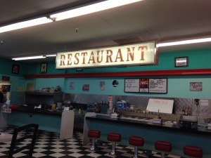 huntridge-soda-fountain-kosher-vegas-inside