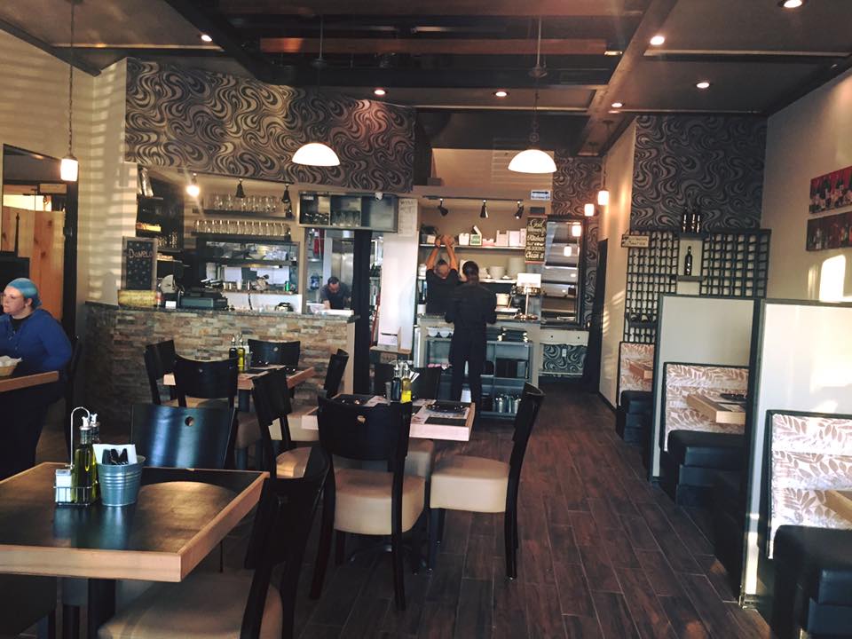 Danelo-Kosher-Italian-Restaurant-Dallas-interior