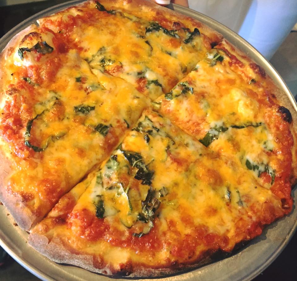 Danelo-Kosher-Italian-Restaurant-Dallas-pizza