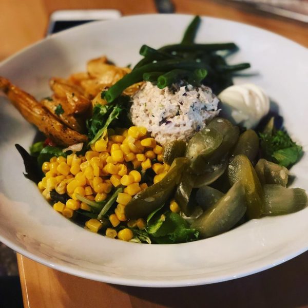 Newly Kosher Cafe in The Valley (Encino) Street Cafe by