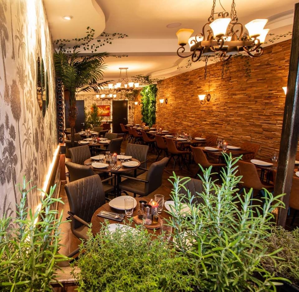 Beautiful New Kosher Restaurant in London’s Suburbs: Asado