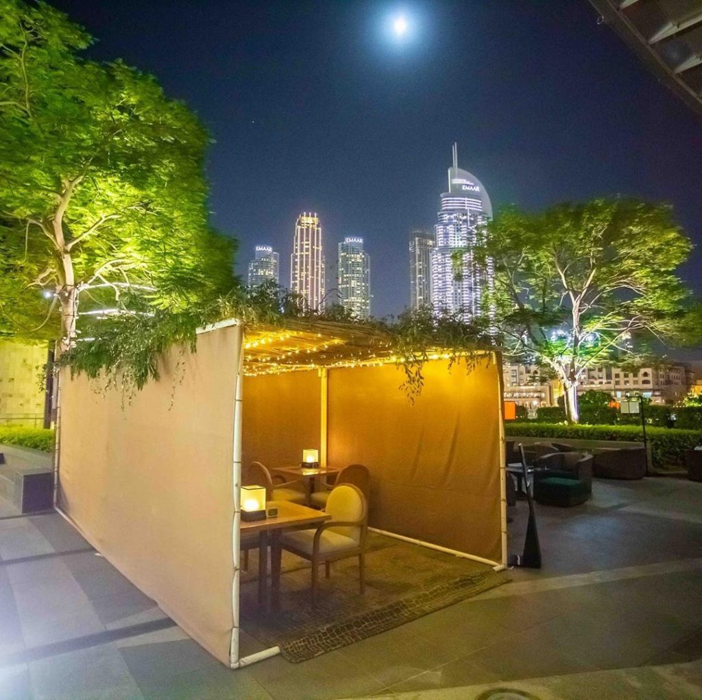 Sukkah Spotted at Dubai s Burj Khalifa for the new Armani Kaf